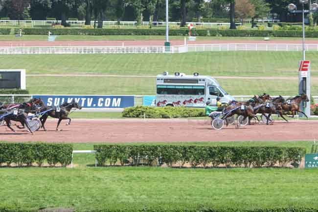 Arrivée quinté pmu PRIX DU MEDOC à ENGHIEN