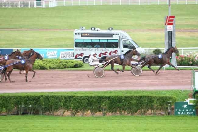 Arrivée quinté pmu PRIX DE SAINT-GERMAIN DES PRES à ENGHIEN