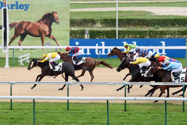 Arrivée quinté pmu PRIX DE LA CROIX D'HEULAND à DEAUVILLE