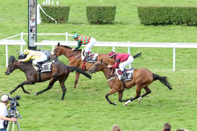 Arrivée quinté pmu PRIX BUVEURS D'AIR à CLAIREFONTAINE