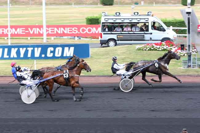 Arrivée quinté pmu PRIX DE BARBIZON à PARIS-VINCENNES