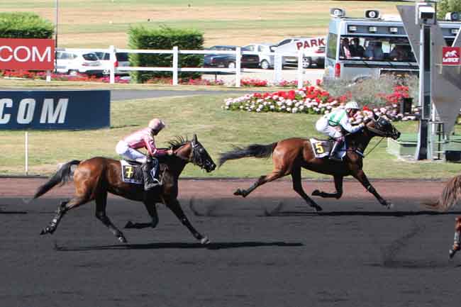 Arrivée quinté pmu PRIX DE CHATEAUMEILLANT à PARIS-VINCENNES
