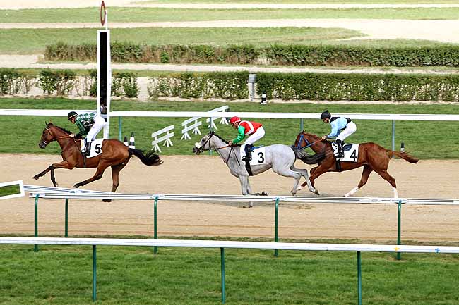 Arrivée quinté pmu PRIX DU LITTORAL à DEAUVILLE