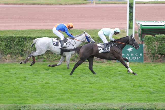 Arrivée quinté pmu PRIX DES ROUGES TERRES à ENGHIEN