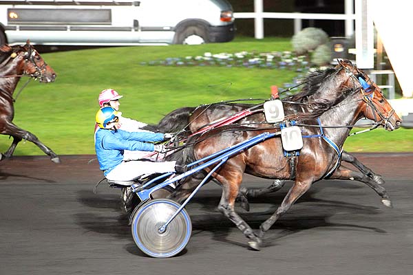 Arrivée quinté pmu PRIX ARETHUSA à PARIS-VINCENNES