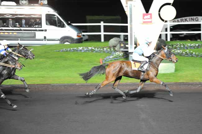 Arrivée quinté pmu PRIX EDNA à PARIS-VINCENNES