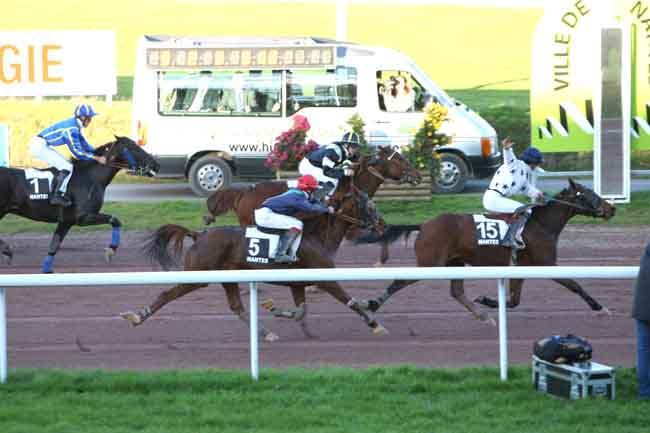 Arrivée quinté pmu PRIX FRANCE BLEU LOIRE OCEAN à NANTES