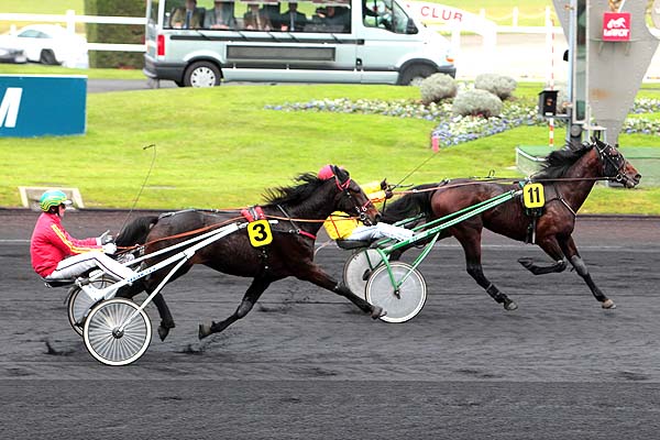 Arrivée quinté pmu PRIX DE CARENTAN à PARIS-VINCENNES