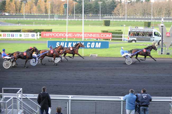 Arrivée quinté pmu PRIX DE FERRIERES à PARIS-VINCENNES