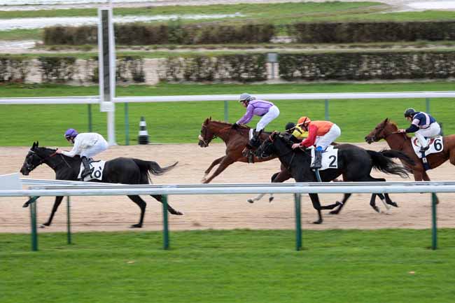 Arrivée quinté pmu PRIX DE BREHAL à DEAUVILLE