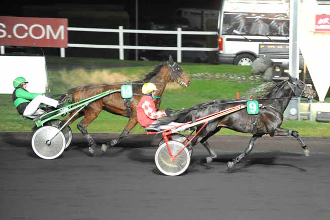 Arrivée quinté pmu PRIX THIA à PARIS-VINCENNES