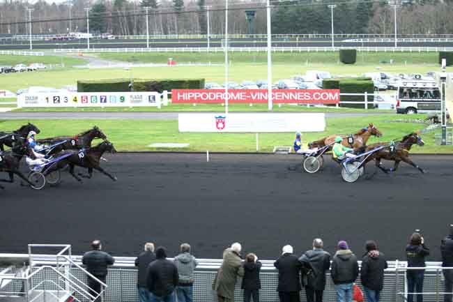 Arrivée quinté pmu PRIX DE CRESSERONS à PARIS-VINCENNES