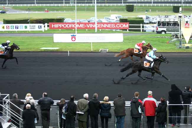 Arrivée quinté pmu PRIX EMILE RIOTTEAU à PARIS-VINCENNES