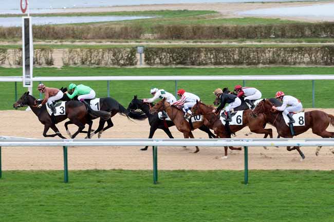 Arrivée quinté pmu PRIX DU PHARE à DEAUVILLE