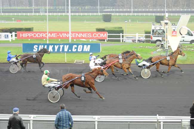 Arrivée quinté pmu PRIX DE QUESTEMBERT à PARIS-VINCENNES