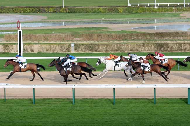 Arrivée quinté pmu PRIX DU VAL DE SAIRE à DEAUVILLE