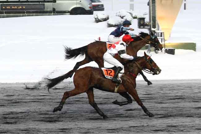 Arrivée quinté pmu PRIX CAMILLE DE WAZIERES à PARIS-VINCENNES