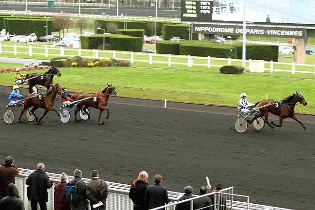 Arrivée quinté pmu PRIX DES CHARENTES à PARIS-VINCENNES