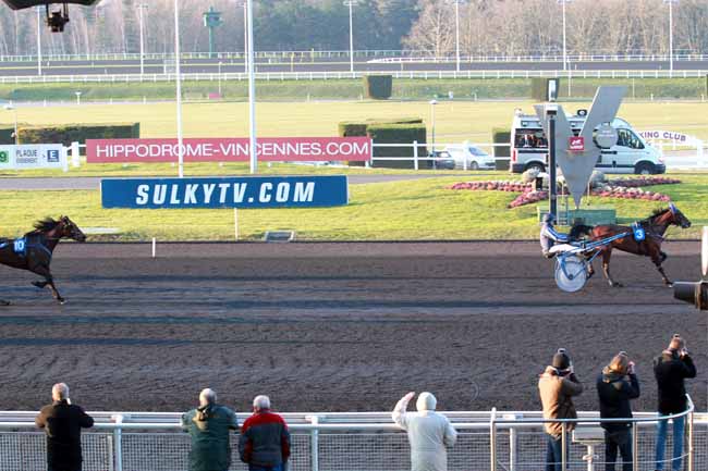 Arrivée quinté pmu PRIX DE GRAIGNES à PARIS-VINCENNES