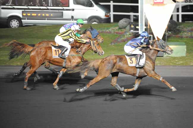 Arrivée quinté pmu PRIX DEIMOS (PRIX DE L'US LUSITANOS) à PARIS-VINCENNES
