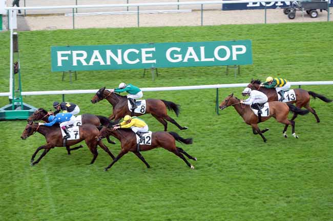 Arrivée quinté pmu PRIX DU PALAIS GARNIER à LONGCHAMP