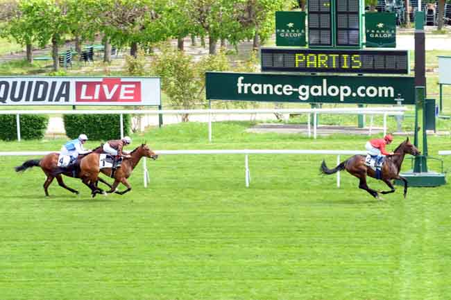 Arrivée quinté pmu PRIX PERRUCHE BLEUE à SAINT-CLOUD