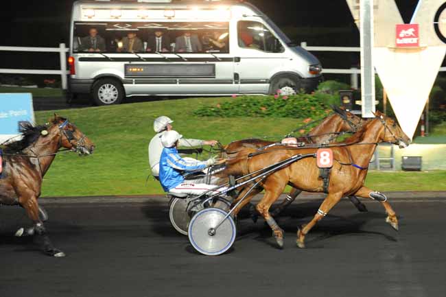 Arrivée quinté pmu PRIX ABUNDANTIA à PARIS-VINCENNES
