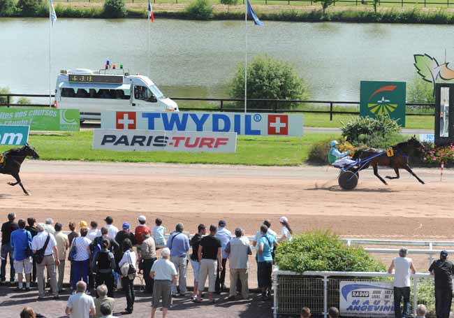 Arrivée quinté pmu PRIX PIERRE SECHE à LAVAL