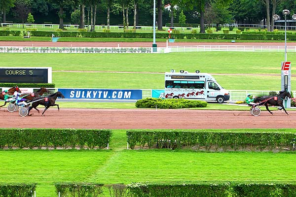 Arrivée quinté pmu PRIX DE LA TOUR EIFFEL à ENGHIEN