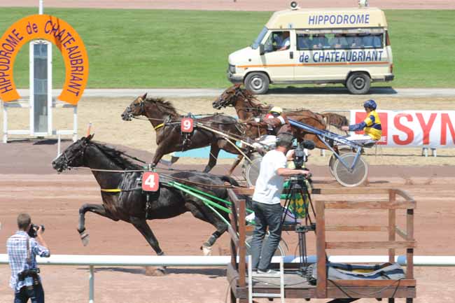 Arrivée quinté pmu PRIX MEAULNES DU CORTA à CHATEAUBRIANT