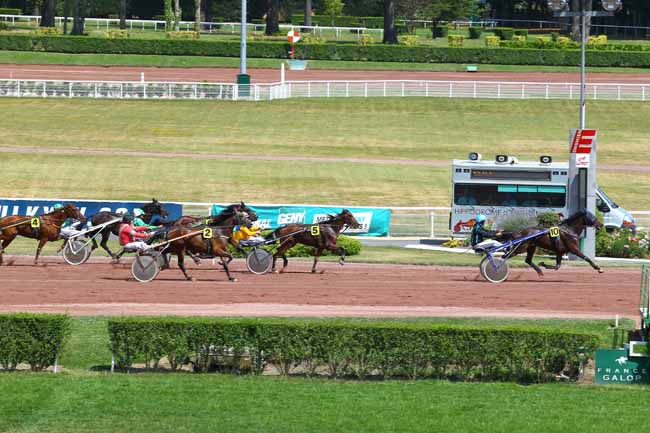 Arrivée quinté pmu PRIX DE LA PORTE DE PANTIN à ENGHIEN