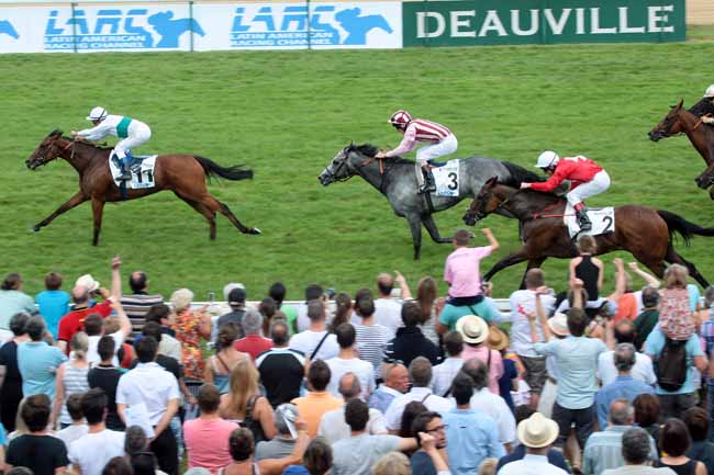 Arrivée quinté pmu LARC PRIX MAURICE DE GHEEST à DEAUVILLE