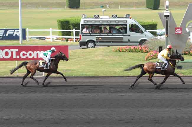 Arrivée quinté pmu PRIX DE CHATEAUMEILLANT à PARIS-VINCENNES
