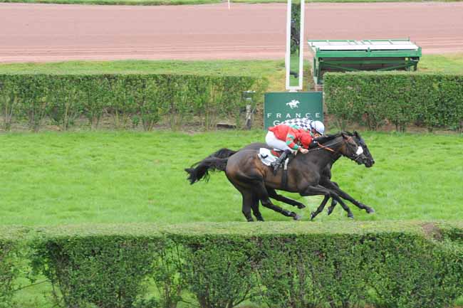 Arrivée quinté pmu PRIX DES ROUGES-TERRES à ENGHIEN