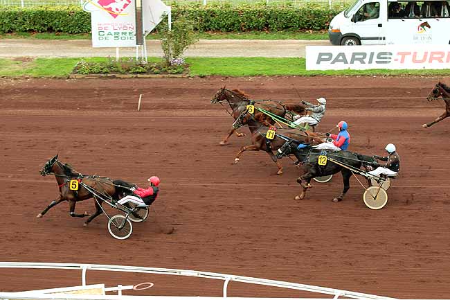 Arrivée quinté pmu PRIX DE BORDEAUX (GR A) à LYON LA SOIE