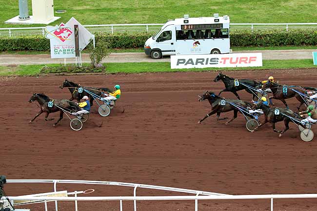 Arrivée quinté pmu PRIX DE NANTES à LYON LA SOIE