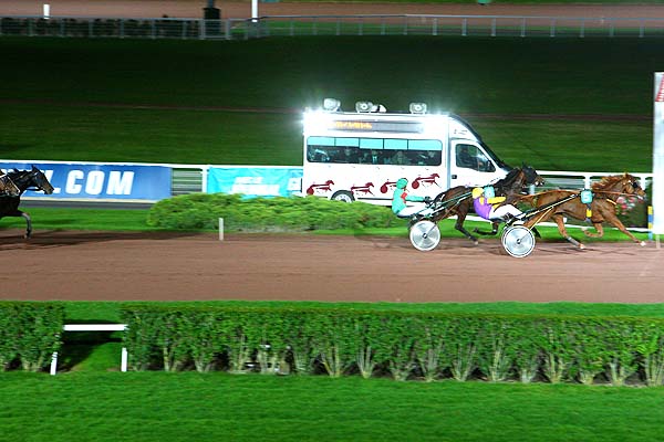 Arrivée quinté pmu PRIX DE L'HERAULT à ENGHIEN