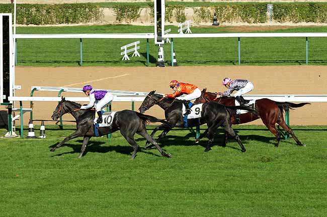 Arrivée quinté pmu PRIX DES RESERVOIRS à DEAUVILLE