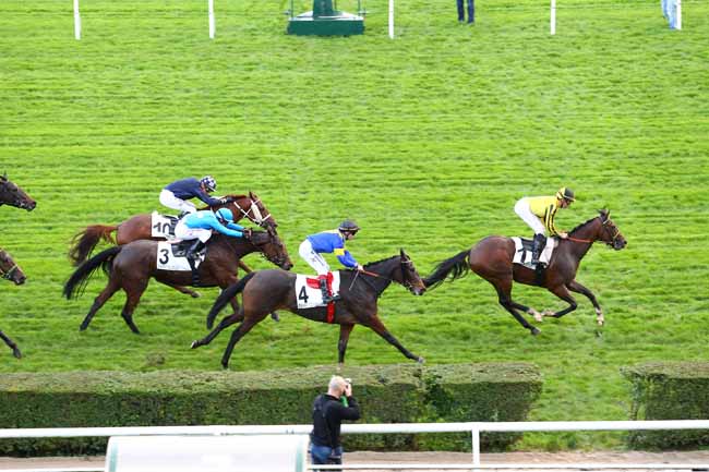 Arrivée quinté pmu PRIX DE LA MOSELLE à SAINT-CLOUD