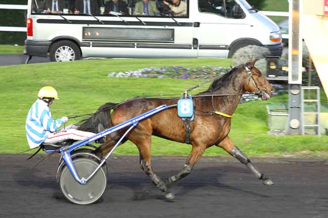 Arrivée quinté pmu PRIX DE GENCAY (GR B) à PARIS-VINCENNES