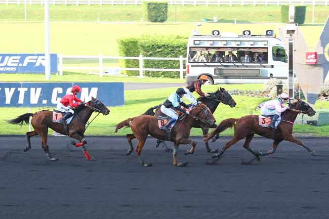 Arrivée quinté pmu PRIX DE GRENOBLE à PARIS-VINCENNES