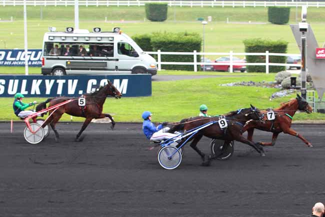 Arrivée quinté pmu PRIX DE LA VILLE DE ROYAN à PARIS-VINCENNES