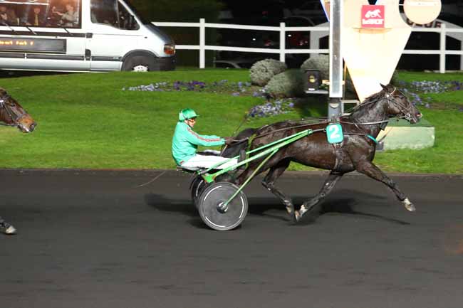 Arrivée quinté pmu PRIX UNITAS à PARIS-VINCENNES