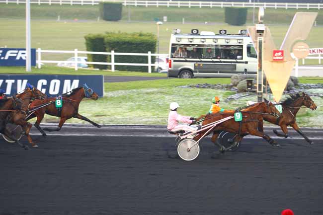 Arrivée quinté pmu PRIX DES CAMELIAS à PARIS-VINCENNES