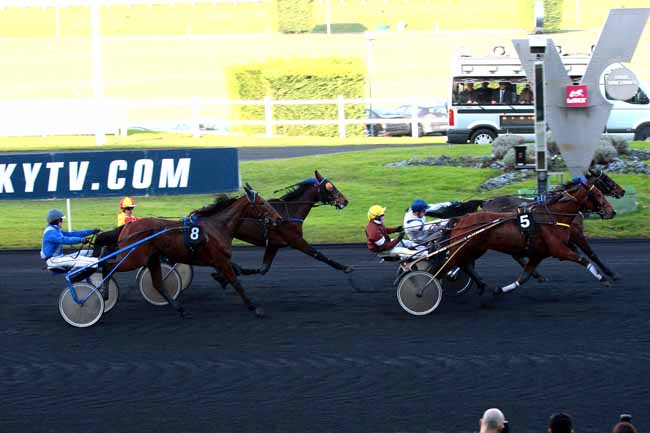Arrivée quinté pmu PRIX DE LUSSAC à PARIS-VINCENNES