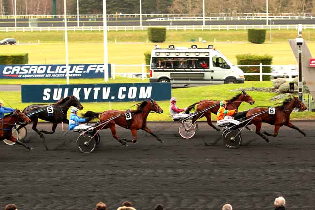 Arrivée quinté pmu PRIX UNE DE MAI à PARIS-VINCENNES
