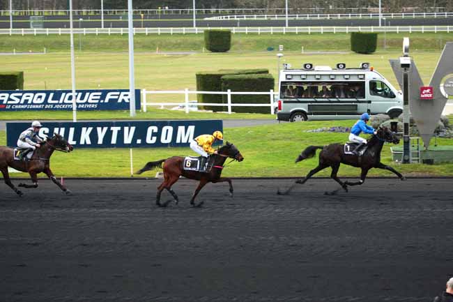 Arrivée quinté pmu PRIX DE TRESSES à PARIS-VINCENNES