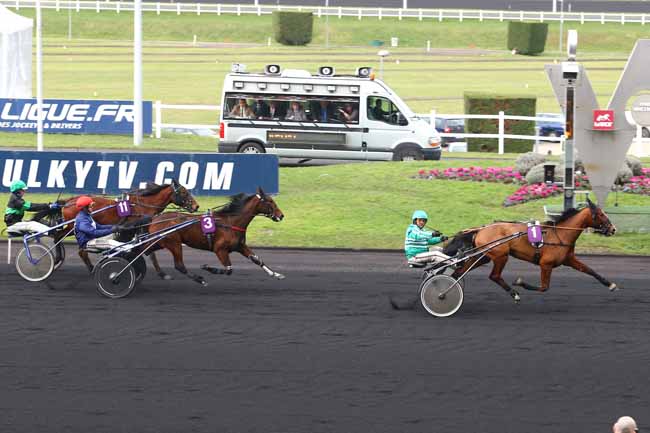 Arrivée quinté pmu PRIX DE FLEURANCE à PARIS-VINCENNES