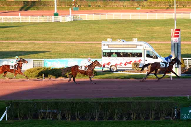 Arrivée quinté pmu PRIX DE FENAIN à ENGHIEN