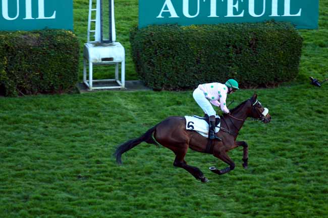 Arrivée quinté pmu PRIX COUSIN PONS à AUTEUIL